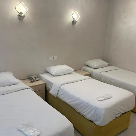 Hotel Adil