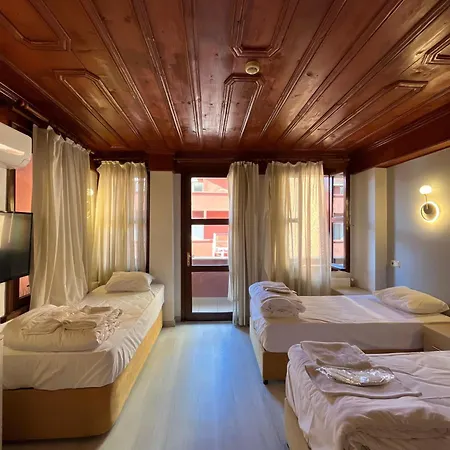Hotel Adil