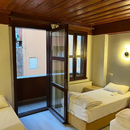 Hotel Adil