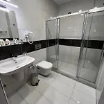 מלון Adil *