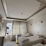 Adil Hotel