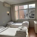 Hotel Adil *