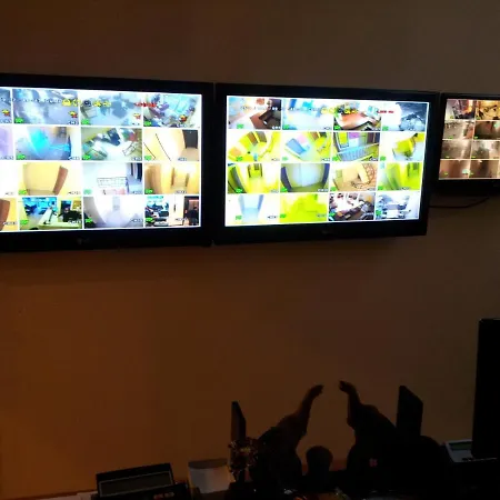 Adil * 伊斯坦布尔