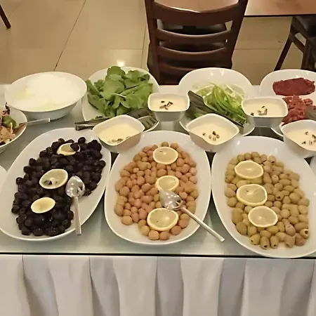 Adil * Provincia di Istanbul