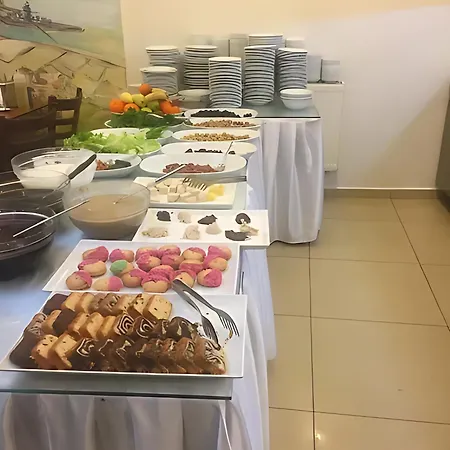 Adil 伊斯坦布尔