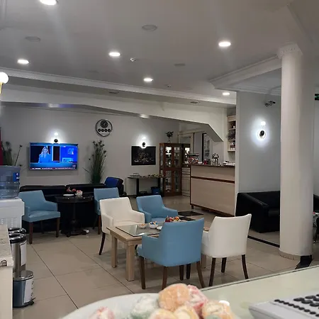 Hotel Adil